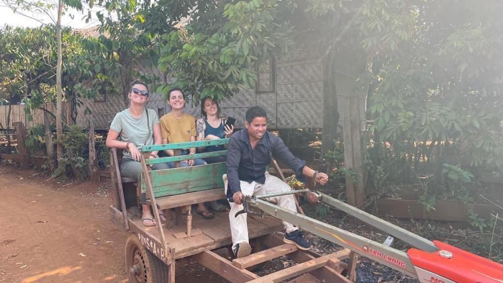 Somphone Homestay Breakfast And Dinner Included Muang Thateng Exterior foto